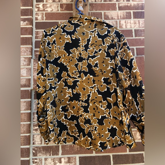 Zara Silky Floral Button Down Blouse - Picture 2 of 3